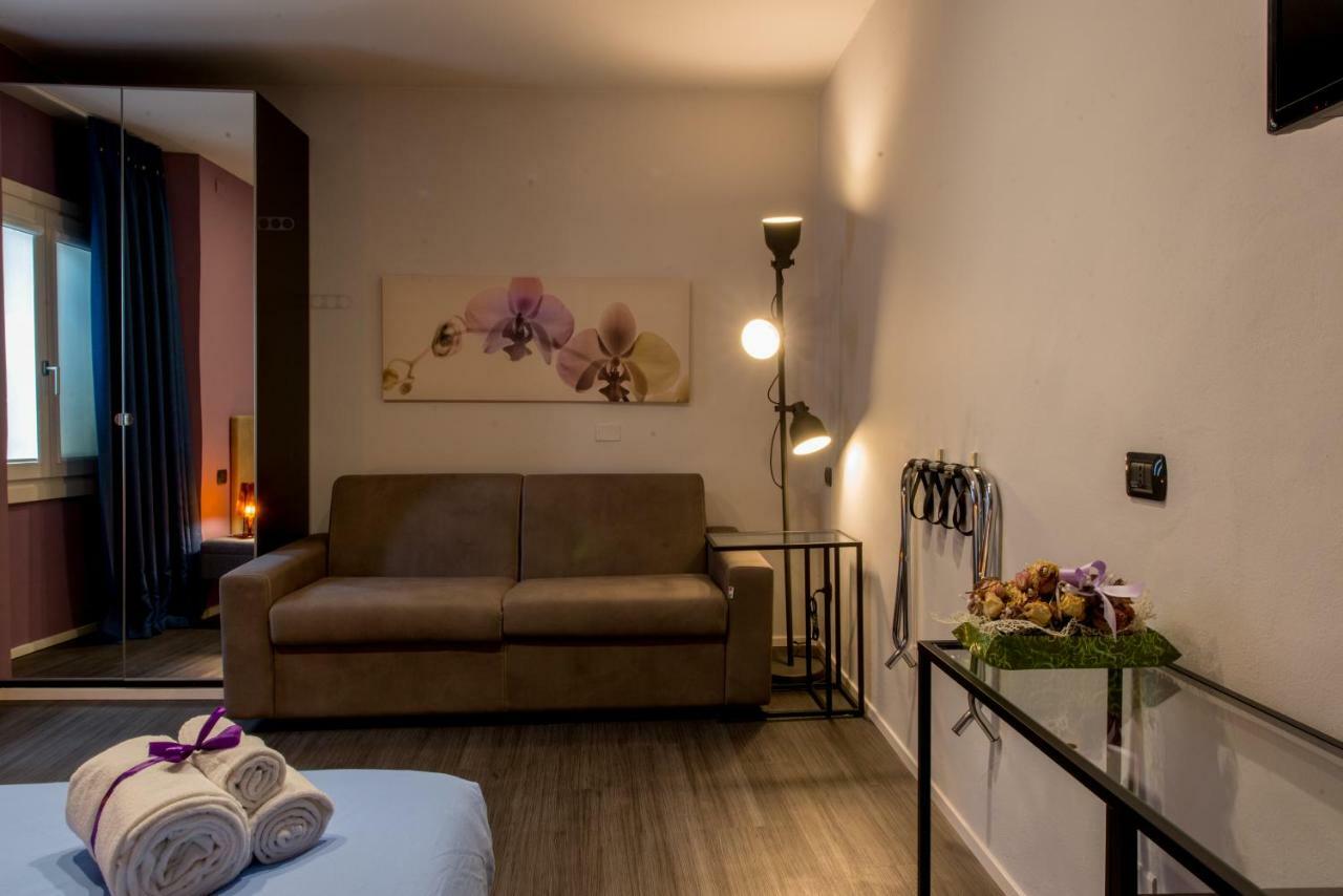 Il Cappello Di Giulietta Hotel Верона Екстериор снимка